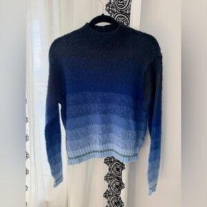 American Eagle Women's Blue Gradient Sweater